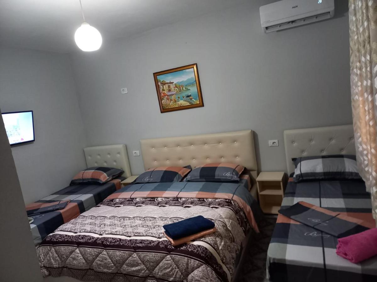 Ziku * Durrës